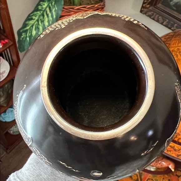 Vintage Asian Lacquer Mother of Pearl Inlay Pagoda Garden Scene Vase - Picture 3 of 9